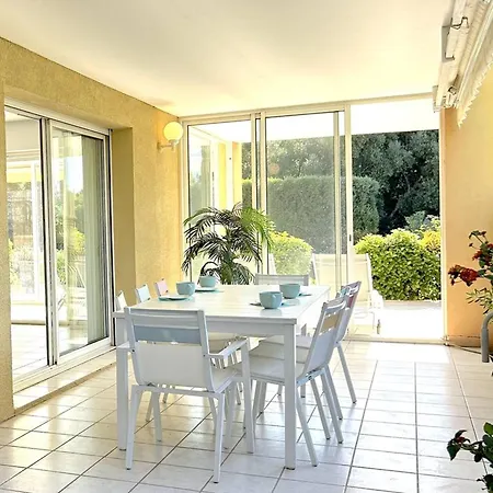 Avec Climatisation, Proche - 4 Pers. - Fr-1-251-951 Le Lavandou